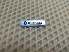 Шильдик (емблема) для килимків Renault