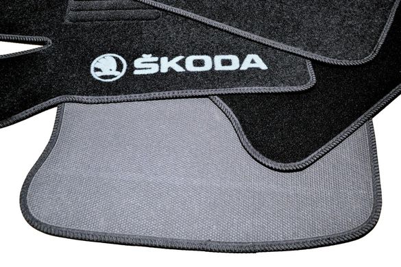 Ворсові килимки Skoda Octavia Tour (1996-2010) /чорні, кт. 5шт BLCCR1560 AVTM