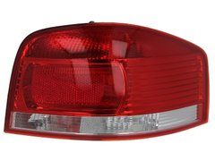 Правий ліхтар задній Audi A3 2004-2012 (5дв) правий 441-1955R-LD-UE