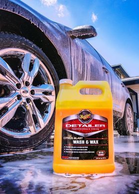 Концентрат шампунь с виском карнауба Meguiars Detailer Citrus Blast Wash & Wax 3,79л Meguiars D11301