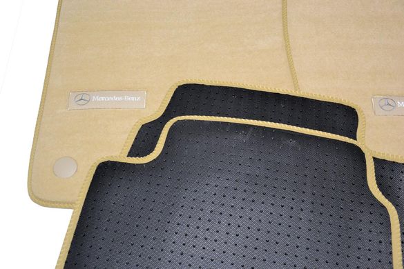 Ворсові килимки Mercedes E211/CLS C219 (2002-2009) (задній привід) бежеві Premium BGLX1343 AVTM