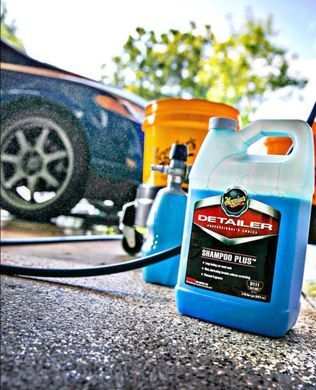 Концентрат шампуня плюс Meguiars Detailer Shampoo Plus 3,79л Meguiars D11101