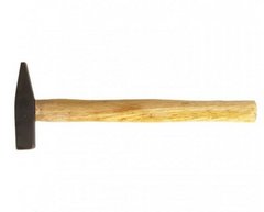 Молоток слесарный 400г. с деревянной ручкой INTERTOOL HT-0214