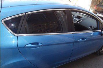 Накладки хромовані на скло (верхні) (8шт) Ford Fiesta 2008-2017, Carmos 6451850