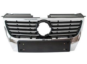 Решетка радиатора Volkswagen Passat B6 2005-2010, хромированная, с отверстием под парктроник, AVTM, 531773502
