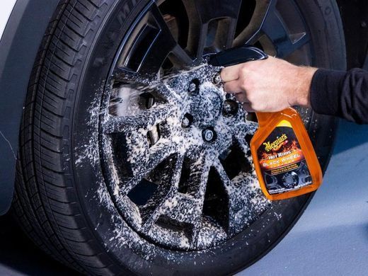 Очиститель для черных дисков Meguiars Hot Rims Black Wheel Cleaner 709мл Meguiars G230524