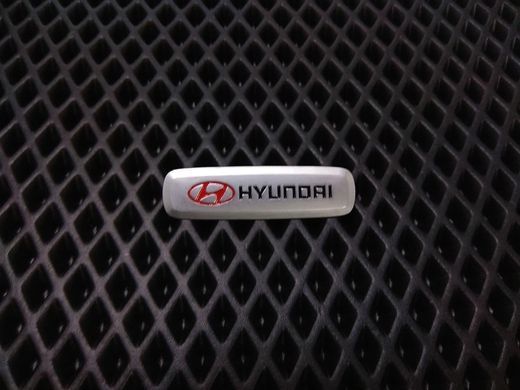 Шильдик (емблема) для килимків Hyundai, AVTM LGEV10264