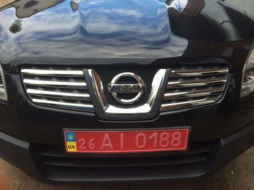Накладки хромовані на решітку радіатора (8шт) Nissan Qashqai 2007-2009, Carmos 6455726