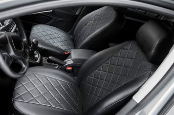 Чохли на сидіння Mazda CX-5 2 2017-, екошкіра, ромб, чорні Seintex 89005