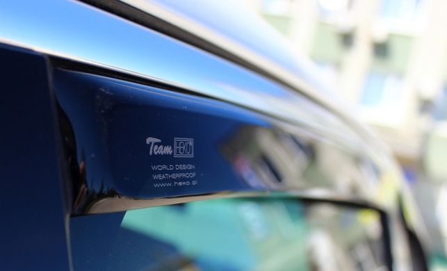 Дефлекторы окон (ветровики) Toyota Highlander 2013-, темн. 92492075B EGR
