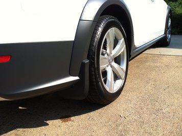 Оригинальные брызговики Audi A4 Allroad 2009 - задние 2шт VAG 8K9075101