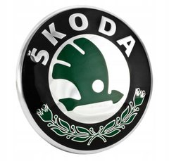 Емблема решітки радіатора Skoda Octavia A5 04-12/Superb 01-08/Fabia/Roomster 07-14/Yeti 10-13 зелений