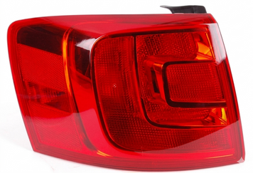 Ліхтар задній Volkswagen Jetta 6 SD 2010-2014, правий, без ламп (P21W/P21/5W), зовнішній, червона вставка, Depo, 341-1931R-US