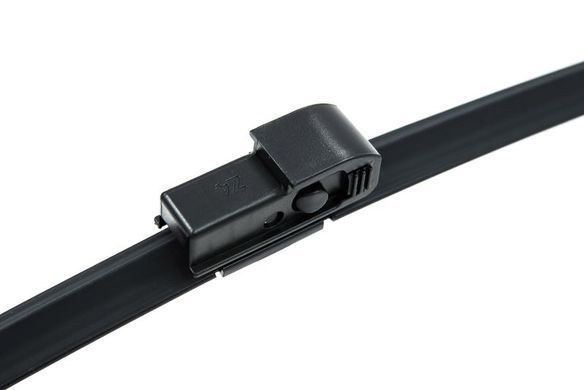 Щітки склоочисника Audi A4 (B6) (01-03), кт 2шт ,бескаркасна 550+550мм Oximo WEX4504501