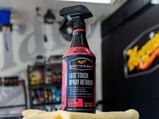 Детейлинг спрей для ухода за поверхностью Meguiars Detailer Last Touch Spray 946мл Meguiars DRTU15532