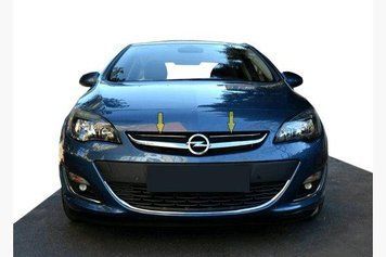 Накладки хромовані на решітку радіатора (2шт) Opel Astra J 2010-2015, Carmos 64450594