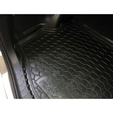 Килимок в багажник Toyota Rav-4 IV (2016>) (hybrid) 211610 Avto-Gumm