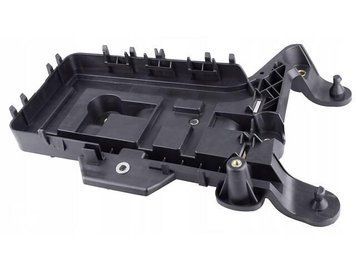 Майданчик під АКБ для Audi A3/Q3/Skoda Octavia/Superb/Yeti/Seat Alhambra/Altea/Leon/Toledo/VW Beetle VAG 1K0915333H