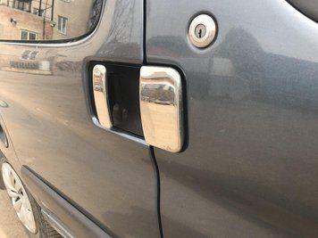 Накладки хромовані на ручки (4шт, 2+1 зсувне+1 заднє розпашне) Citroen Berlingo/Peugeot Partner 1996-2008, Carmos 6452013