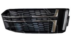 Решітка бампера Audi A4 (B9) 16 - S-Line права з хром молдингами