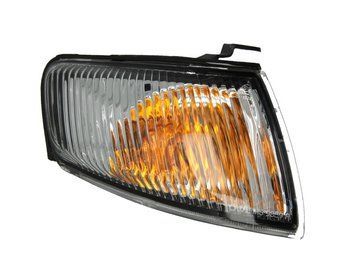 Указатель поворота Mazda 626 (GF/GW) 1997-2000, правый + лампа, Depo, 216-1540R-AE